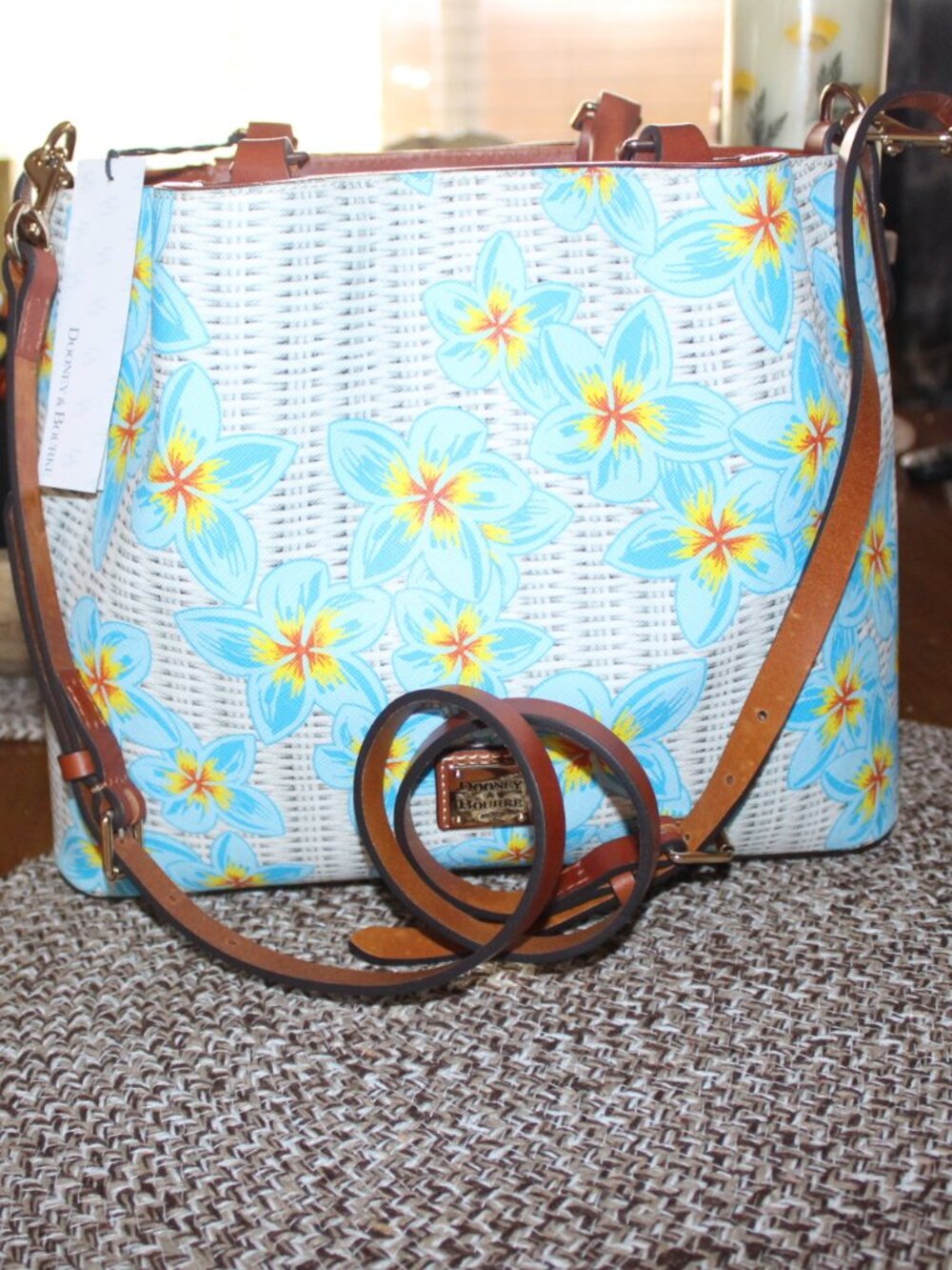 NWT Dooney & Bourke Plumeria Brenna Purse, coin purse & wallet set. STUNNING! - Picture 7 of 15